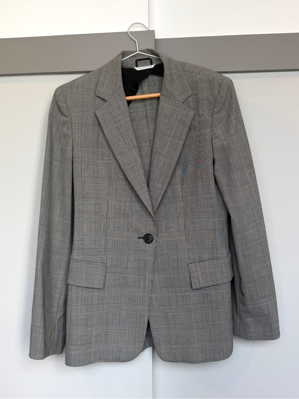 Max Mara Made in Italy Plaid Blazer IT 38 Gray Wool Blend Quiet Luxury
